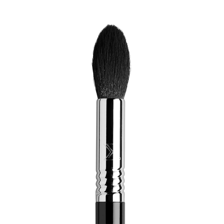 Sigma Beauty F35 Tapered Highlighter Brush